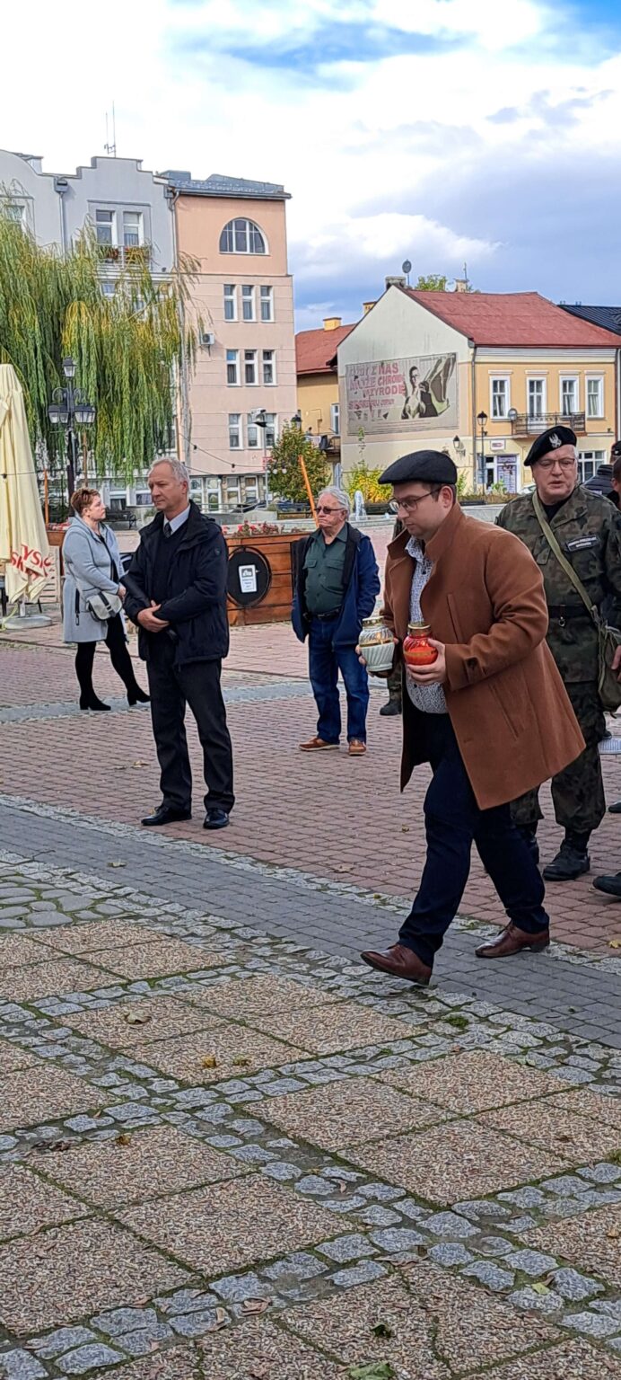 W Sanoku odsłonięto mural ku czci żołnierzy NSZ