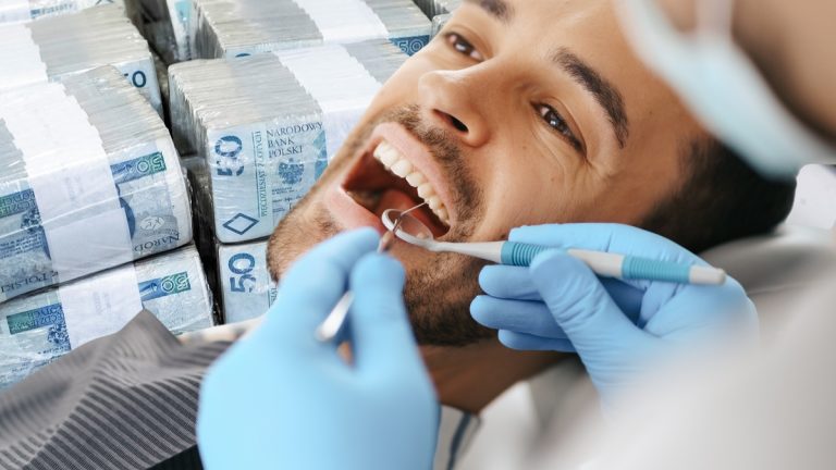 Zła wiadomość dla tysięcy pacjentów. Ceny u polskich dentystów rosną szybciej niż średnia w UE