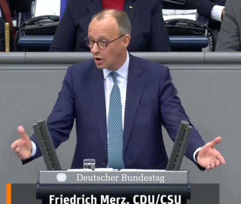 Friedrich Merz wzywa do „niezależności” od USA po zwycięstwie chadeków w Niemczech