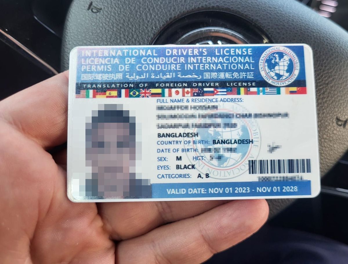 43-year-old from Bangladesh arrested in Gdansk with 3 fake driving licenses