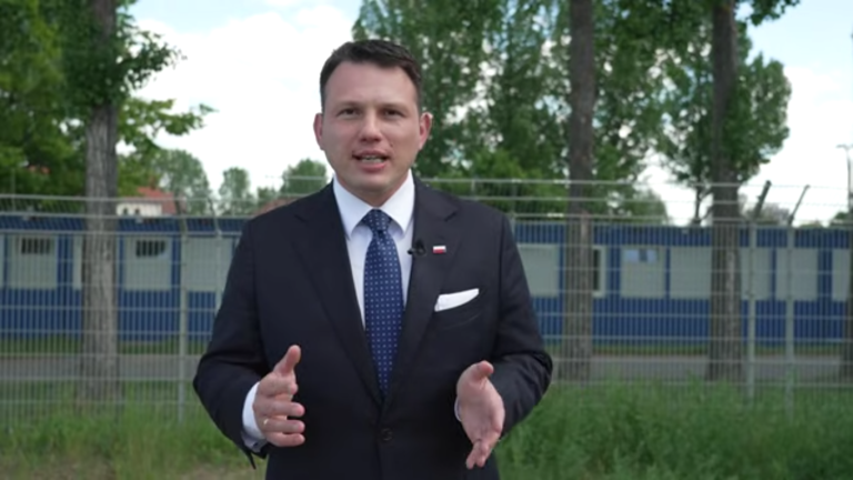 Chciałby rządzić krajem, ale nie upilnował własnej partii