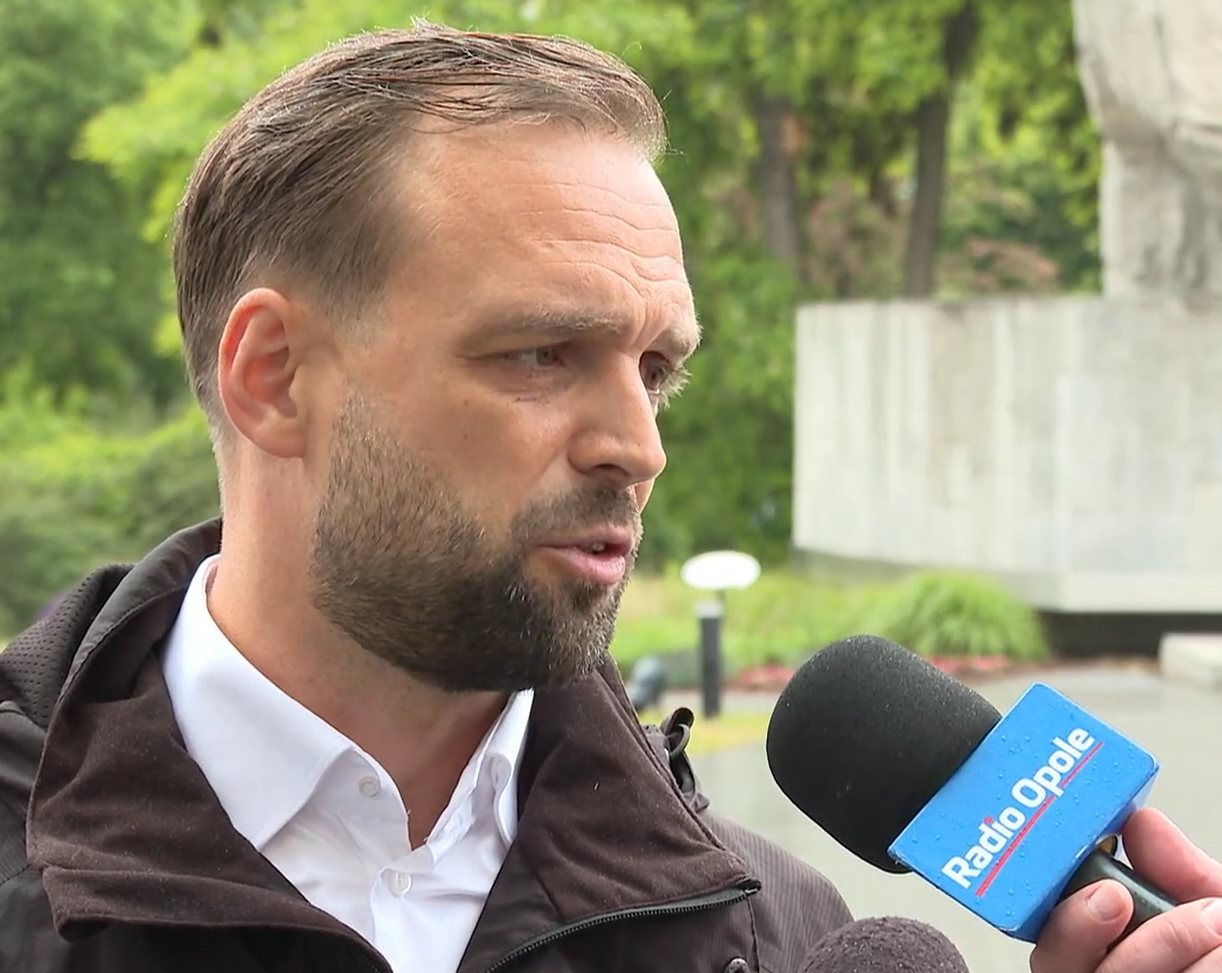 Dr. Greniuch demands an apology from the MPs of the Civic Committee