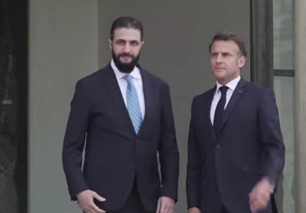 Al-Jaulani in Paris. French Right Criticizes Macron