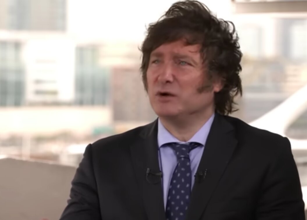 Milei tightens immigration laws - due to upcoming parliamentary elections?