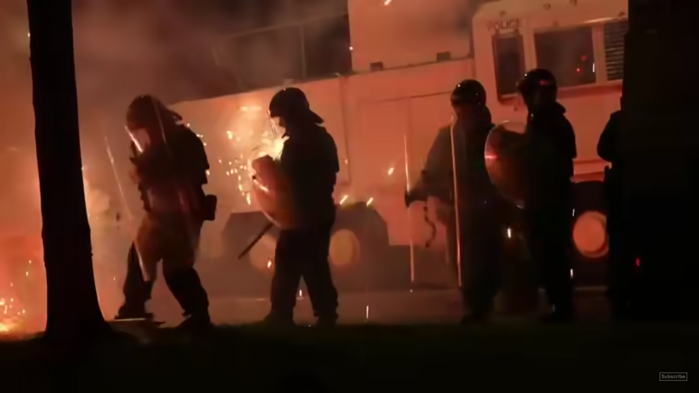 Farage warns: &#39;Anti-immigrant riots in Northern Ireland could spill over into UK&#39;