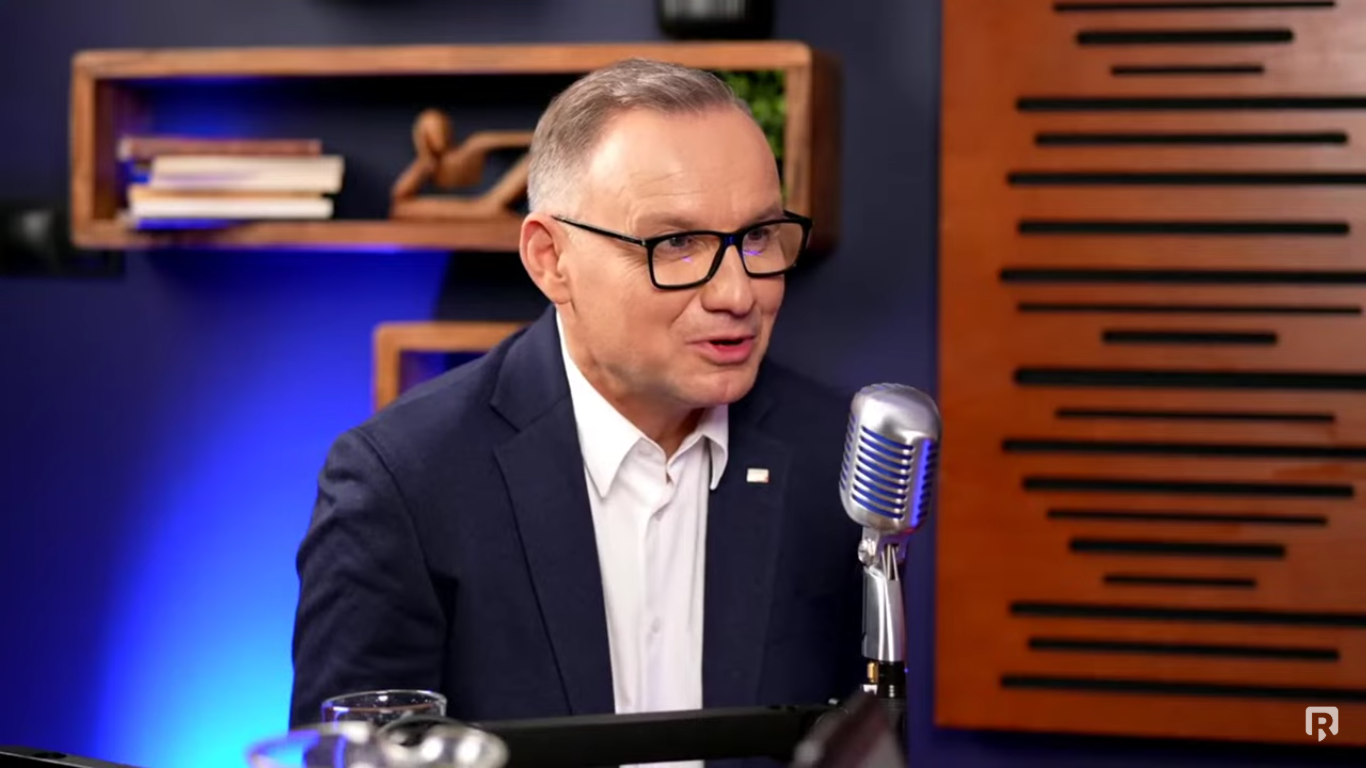 Дуда меняет тон: Украина хочет втянуть всех в войну