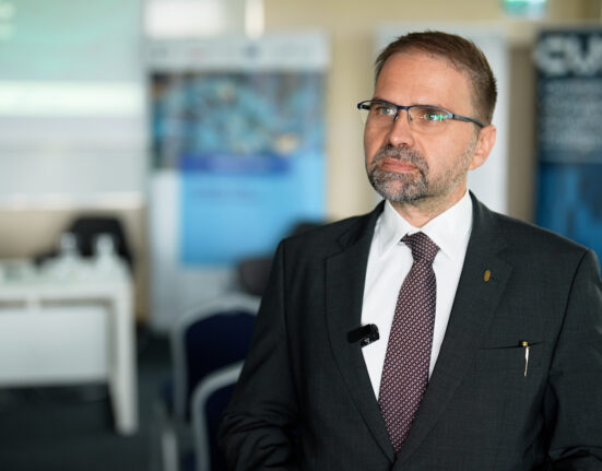 Naukowcy będą pracować nad zwiększeniem wiarygodności sztucznej inteligencji. W Warszawie powstał nowy ośrodek badawczy