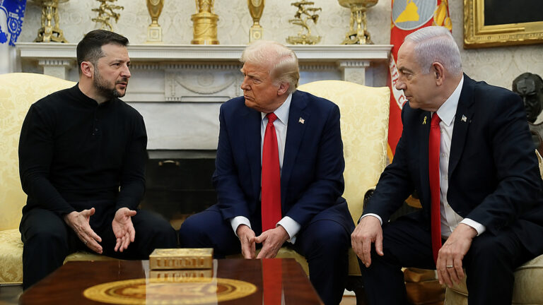 Zełenski i Netanjahu u Trumpa. Waszyngton rozgrywa dwa fronty naraz