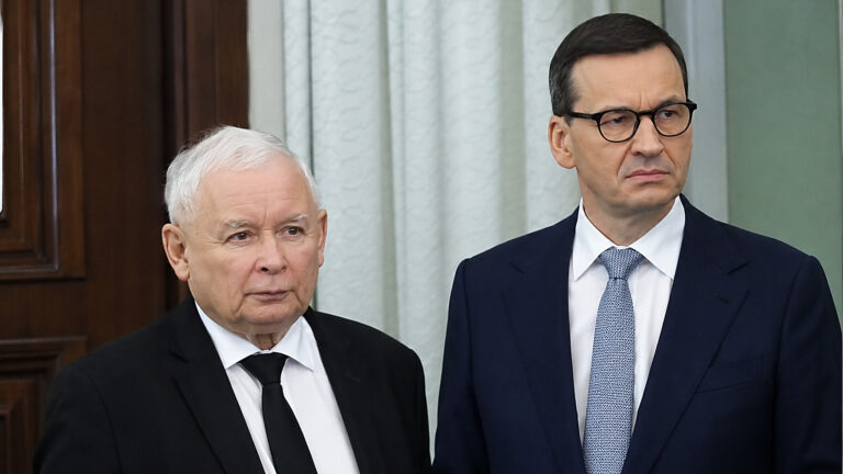 PiS płaci za wojnę domową. Sondaże pokazują, że prawica nie będzie czekać