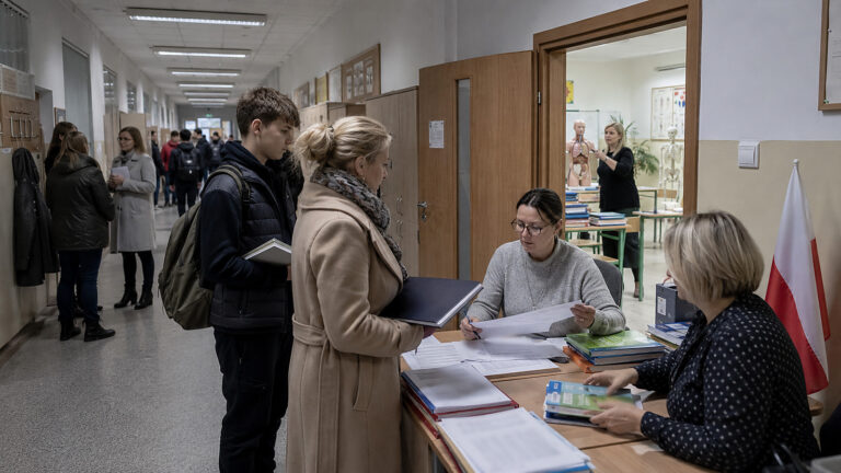 Edukacja zdrowotna obowiązkowa od września. „To uderza w rodzinę”