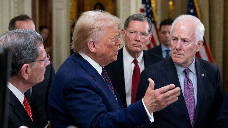 Trump naciska na swoich. Republikanie boją się wojny o wybory
