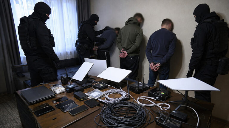 Starlinki dla Rosjan. SBU zatrzymała trzy osoby na Ukrainie