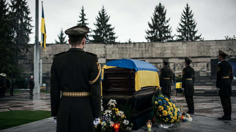 Szczątki Konowalca wróciły na Ukrainę. Polska musi pamiętać o OUN