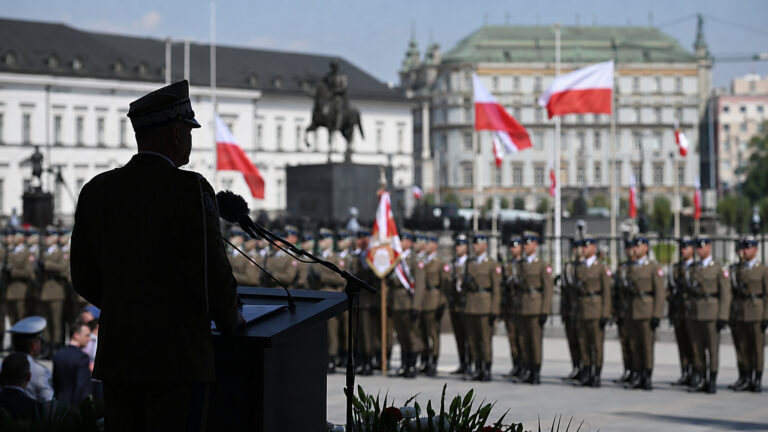 Nawrocki na Święcie Wojska Polskiego: klucze mają być w Warszawie