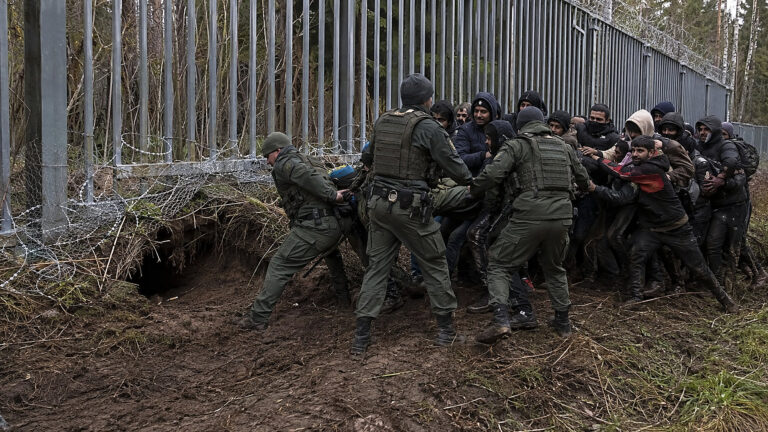 Litwa: migranci zaatakowali pograniczników. Tunel z Białorusi pokazał skalę presji
