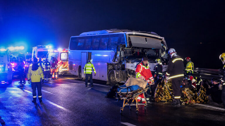 Po tragedii na Węgrzech. Pomoc dla poszkodowanych i rodzin