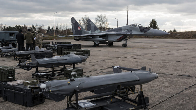 1500 dronów za polskie MiG-29. Warszawa musi pilnować gwarancji