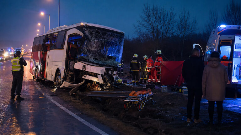 Węgry: spór o działania konsula po tragedii polskiego autokaru