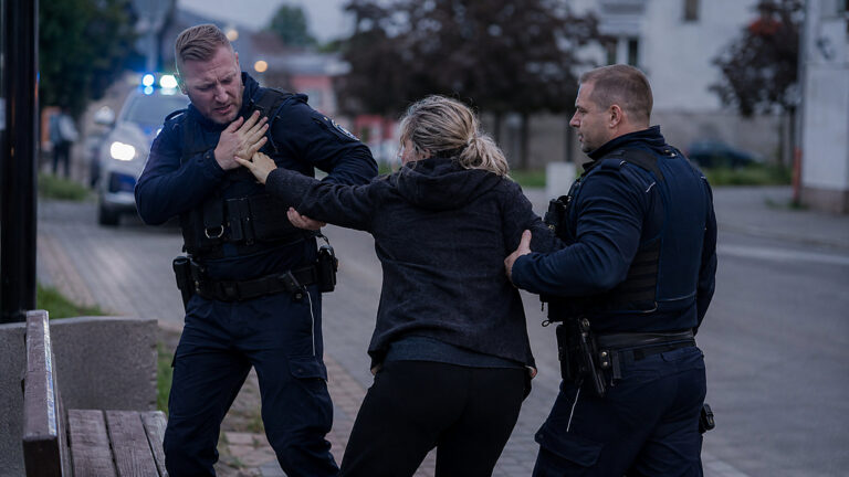 Ukrainka ugryzła policjanta w Zambrowie. Państwo złożyło wniosek o wydalenie