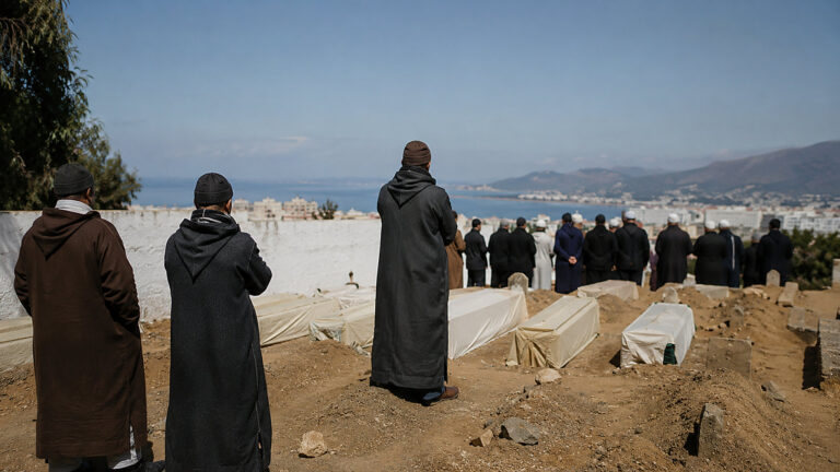 Ceuta chowa ofiary granicy. 18 migrantów spoczęło na Sidi Embarek