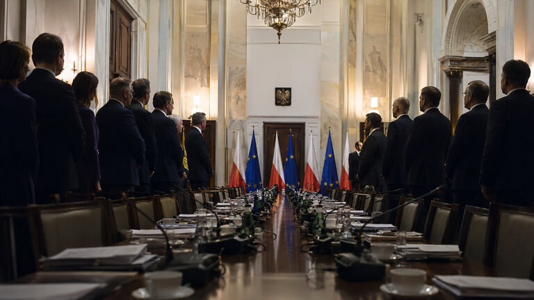 Tusk szykuje starcie z Nawrockim. Rząd mówi już językiem wojny