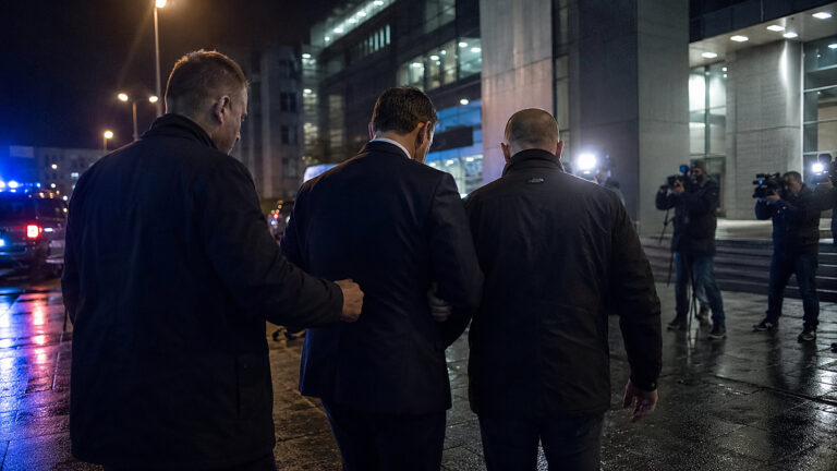 Sąd aresztował Piesiewicza na trzy miesiące. Sprawa Zondacrypto