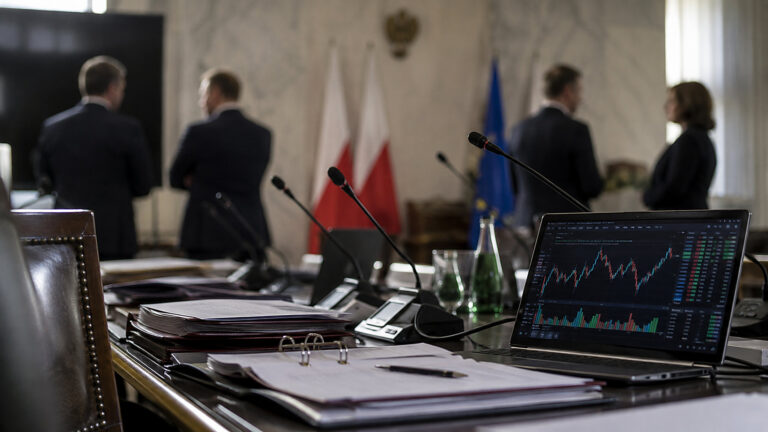 Morawiecki zgadza się z Tuskiem. Chce komisji śledczej do spraw Zondacrypto