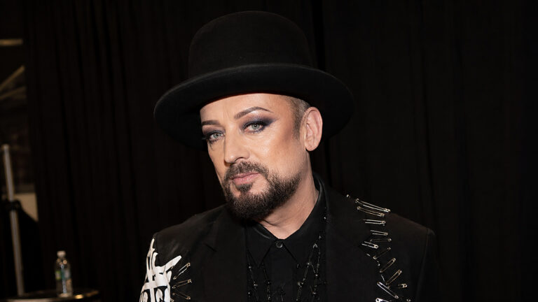 Boy George odchodzi z londyńskiego musicalu po fali ataków za piosenkę popierającą Izrael