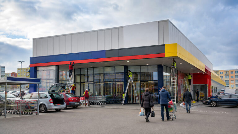 Biedronka następcą Tesco? Słowacy wskazują polski rynek jako zaplecze ekspansji