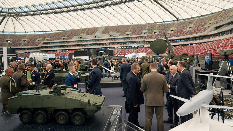 Defence24 Days 2027 wraca na PGE Narodowy. Polski przemysł musi wykorzystać tę szansę