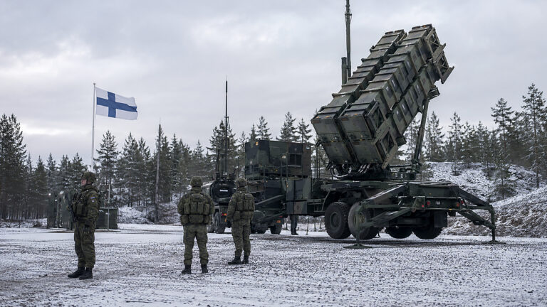 Finlandia nie da rakiet Patriot Ukrainie. Czarnek punktuje logikę Tuska