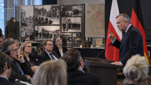 Ambasador Niemiec poucza Polaków. Poszło o 18 nauczycieli – ilustracja