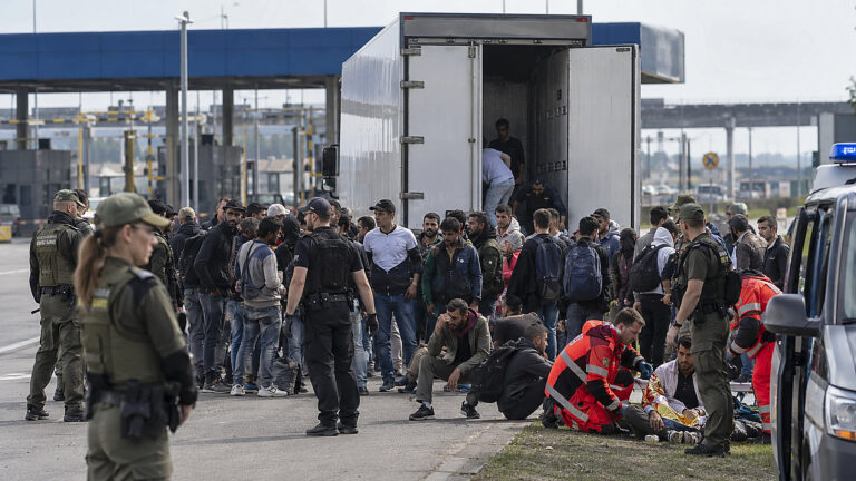 35 migrantów w ciężarowej chłodni. Zatrzymanie na A2 pod Poznaniem