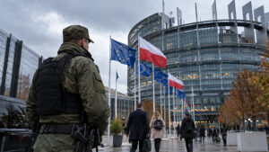PE docenił Polskę za ochronę granic. Rezolucja dzieli europosłów – ilustracja