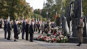 Poznań pamięta o 17 września. Hołd dla ofiar Sowietów – ilustracja
