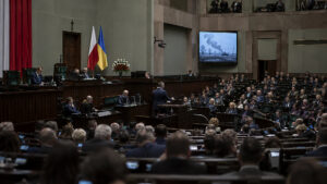 Tusk: Ukraina traci 27 tys. zabitych i rannych miesięcznie – ilustracja