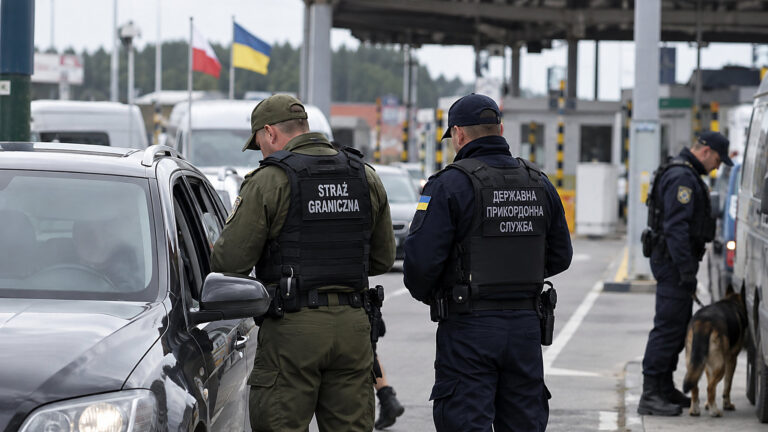 Wspólne kontrole na granicy z Ukrainą. Zajączkowska-Hernik ostrzega