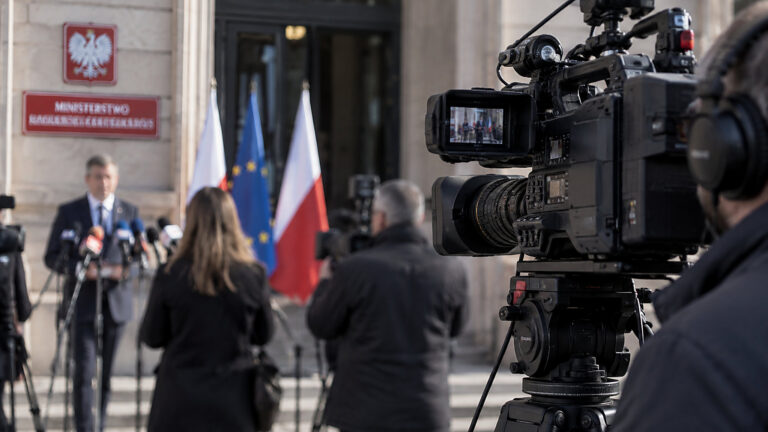 MSWiA wyjaśnia umowę z TVP za 5,42 mln zł. Nadal brak rozliczenia kosztów